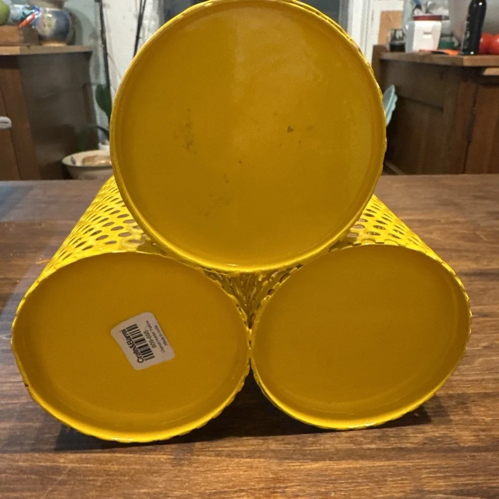 Yellow Crate & Barrel Flatware Caddy Modernist Wire Excellent Condition Kitchen